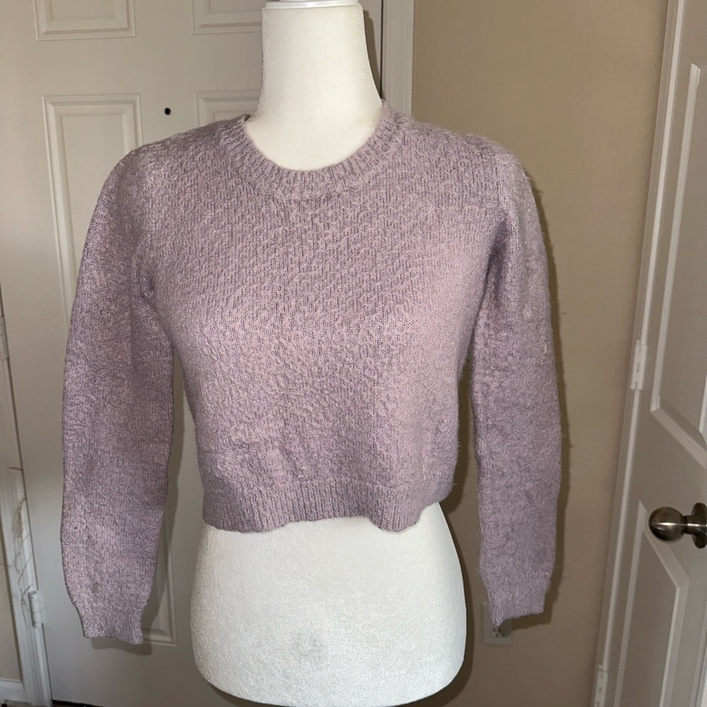 Forever 21 Purple Lavender Cropped Fuzzy Sweater size small